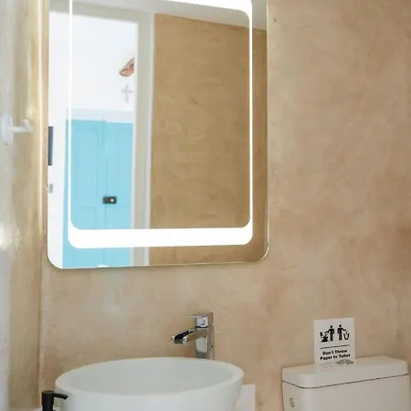 Holiday home The Turquoise House In The Heart Of Ioulida, On The Island Of Kea. Ioulis